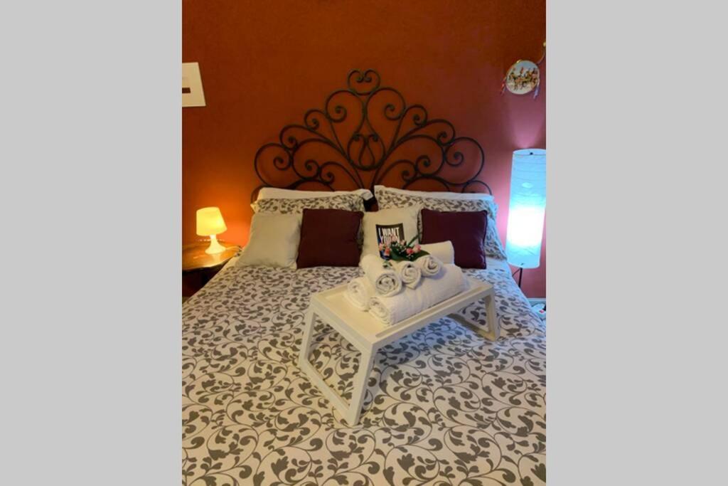 "Little Sicilian Home"-Room With A Private Bathroom & Kitchen -Fridge - And Shared A Beautiful Terrace On Hostel Taormina Center 外观 照片