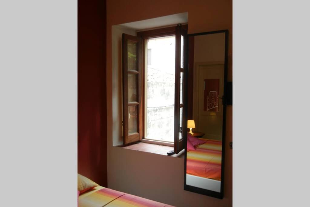 "Little Sicilian Home"-Room With A Private Bathroom & Kitchen -Fridge - And Shared A Beautiful Terrace On Hostel Taormina Center 外观 照片