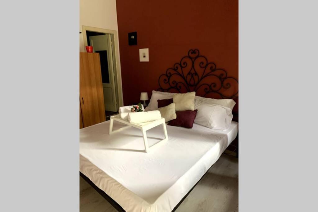 "Little Sicilian Home"-Room With A Private Bathroom & Kitchen -Fridge - And Shared A Beautiful Terrace On Hostel Taormina Center 外观 照片